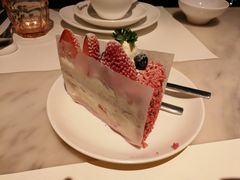 -港丽餐厅(高德置地店)