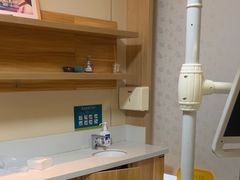 -上海仁爱医院口腔科 · 种植
