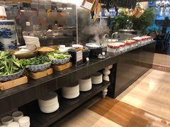 -圣丰索菲特·2 On 988 Café 自助餐厅