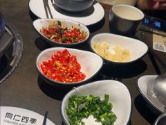-同仁四季椰子鸡(宝安壹方城店)