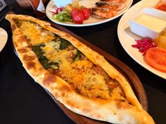 四季皮塔饼-Efes Turkish & Mediterranean Cuisine 艾菲斯餐厅(陆家嘴店)