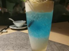 -穹六人间 people 6(岳阳路店)