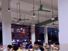 大堂-标记美食新鲜猪杂(兴南大道店)