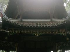 -峨眉山报国寺