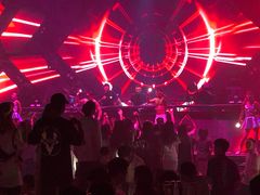 -简奥斯汀·赫本酒吧