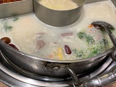 -江小渔鲜鱼火锅(冠亚星城店)
