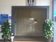 -横县服务区易捷便利店