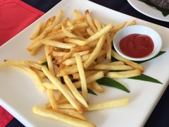 -Neary Khmer Restaurant
