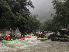 -雅鲁激流探险漂流