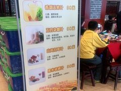 -侬佳蒸菜馆(听潮店)