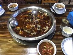 -重庆鱼美佳火锅(四川师大店)