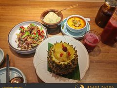 傣味菠萝饭-云海肴·汽锅鸡·云南菜(苏州中心店)