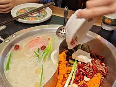 -沸炉重庆老火锅(军事博物馆店)
