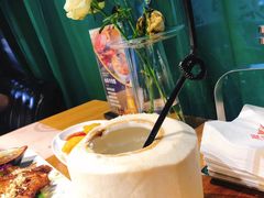 -暹罗酒肆泰餐厅酒吧