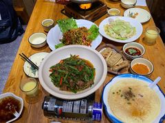 -老滇山寨•云南特色菜•地方菜•民族风情歌舞表演(金碧店)