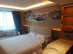 -爱舍海岸酒店(香港中路五四广场店)