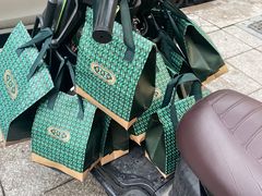 -粤凤佬