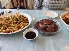 -王记酱骨头馆(新华路一店)