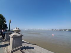 -人民防洪胜利纪念塔