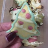 自制姜饼人饼干，很适合圣诞节的气氛！