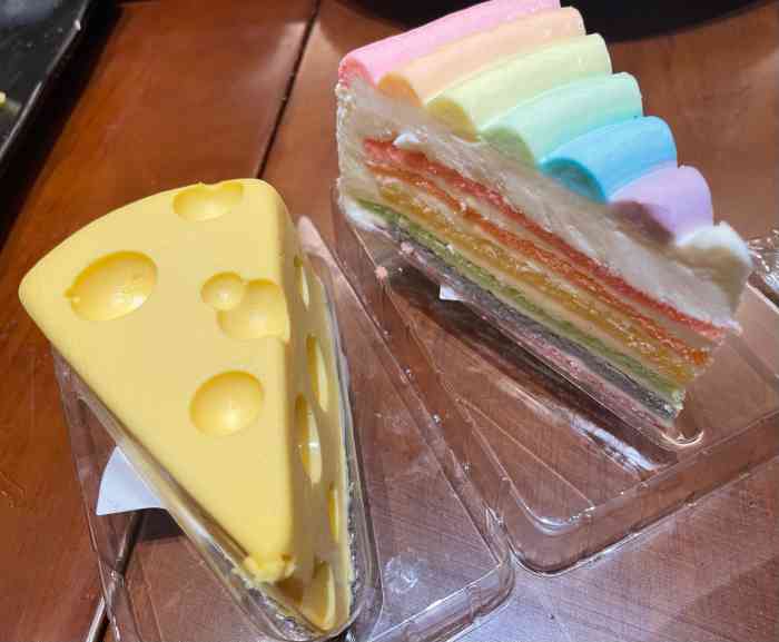 打分 蛋糕的甜度感比蛋糕的要低,两款都不错