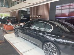-北京宝诚宝马4S店