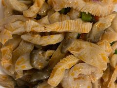 -天外天美食广场(哈尔滨路店)