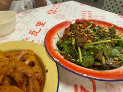 -堂瓦里·33年传统赣菜(第一街区店)