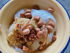 刮凉粉-东排食堂长沙小吃大排档(五一广场店)