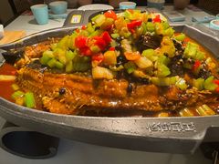 -江边城外烤全鱼(世茂广场店)