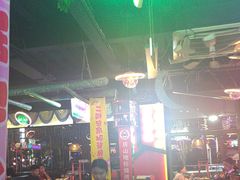 -路边边.炒菜烧烤.音乐餐厅(良乡长虹店)