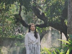 -Chom Cafe and Restaurant