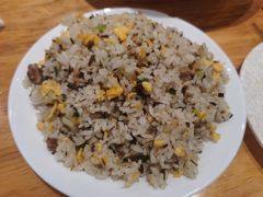 特色臊子蛋炒饭-嘉州叶婆婆钵钵鸡(建设路店)