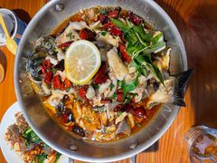 -菌自由丨野生菌火锅特色庭院餐厅(丽江古城店)