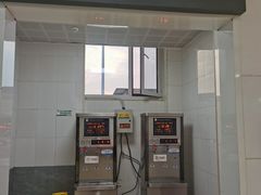 -窦店服务区-停车场