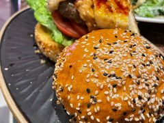 -Let'sBURGERplus·非常创意汉堡(三里屯店)