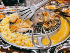 -青瓦炭韩潮烤肉(花园道店)