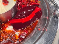 -周师兄大刀腰片火锅(磁器口直营店)
