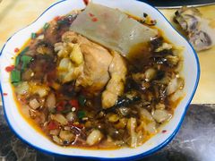 芋头-石灰市毛记烧鸡公(解放碑店)