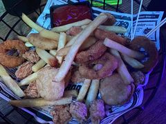 -UP嘻哈酒吧(粉巢店)