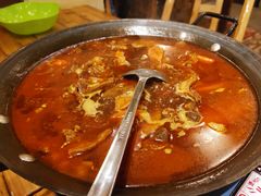 -霄汉牛三鲜湖北砂锅菜(万松园2店)