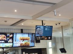 大堂-肯德基(成山路地铁站店)