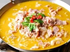 -唯爱KTV聚会餐厅(仙林东城汇店)