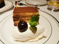 -Wolfgang’s Steakhouse 沃夫冈牛排馆(上海白玉兰广场店)