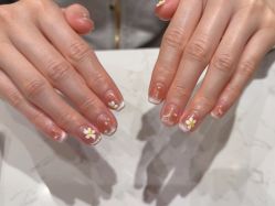 -悦指间美甲美睫