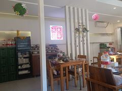 -毛辣果·贵州红酸汤牛肉火锅(西单店)
