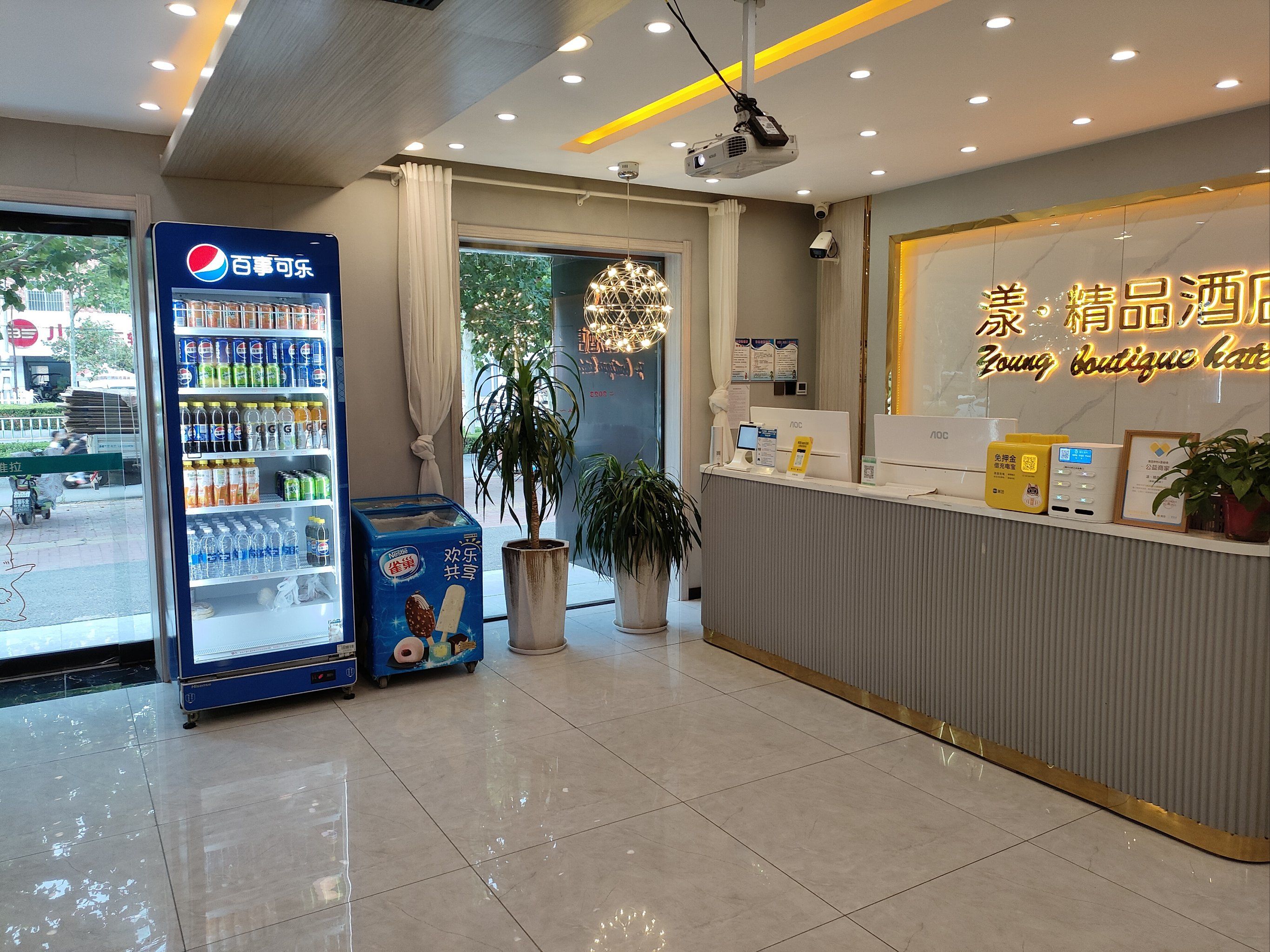 从房间到设施,从服务到交通,都让我感到非常满意