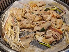-佰烧海鲜烤肉火锅自助(泰华假日广场店)