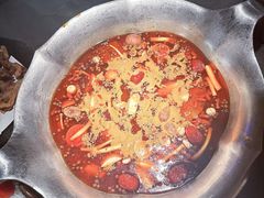 -湊湊火锅·茶憩(杭州湖滨银泰in77店)