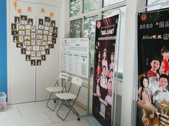 -西安小天鹅艺术团(曲江Alice店)